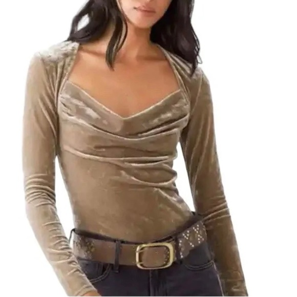 Nwt Free People - Women’s Crushed Velvet Long Sleeve Top - Picture 1 of 7
